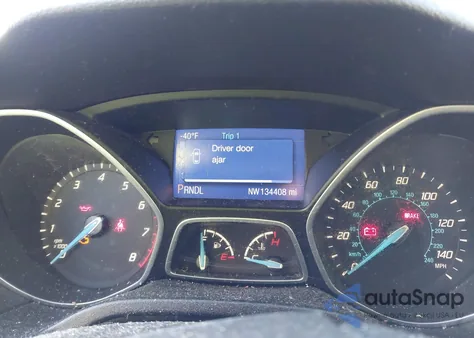 2014 Ford Focus Se from USA, damaged, VIN 1FADP3F2XEL221141